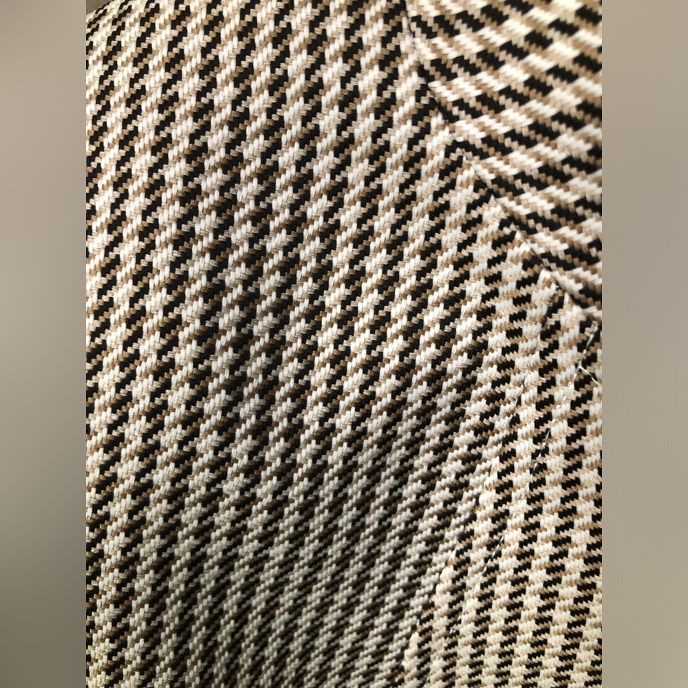 Tahari Arthur S. Levine suit jacket/blazer - Picture 4 of 4